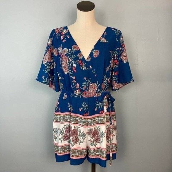 TRIXXI Clothing Company Midnight Blue Crepe Floral Suplice Romper Women's Size M - Picture 1 of 12